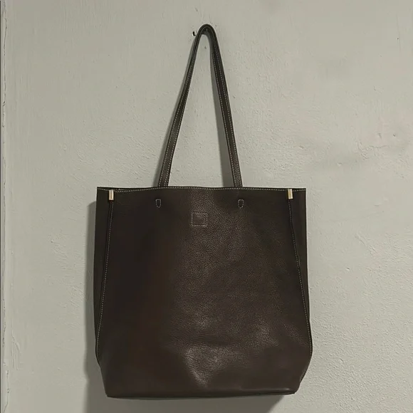 J. McLaughlin Brown Leather Tote Bag with Minimalist Design - Picture 3 of 6